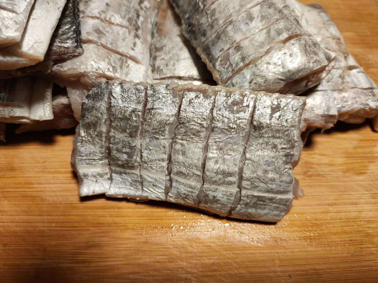 9月25日玉米淀粉期货持仓龙虎榜分析：玉米淀粉主力处于净多头状态