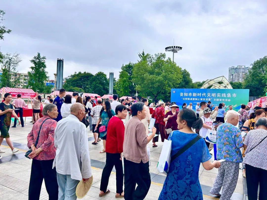 （2024年10月2日）今日美玉米期货最新价格行情查询