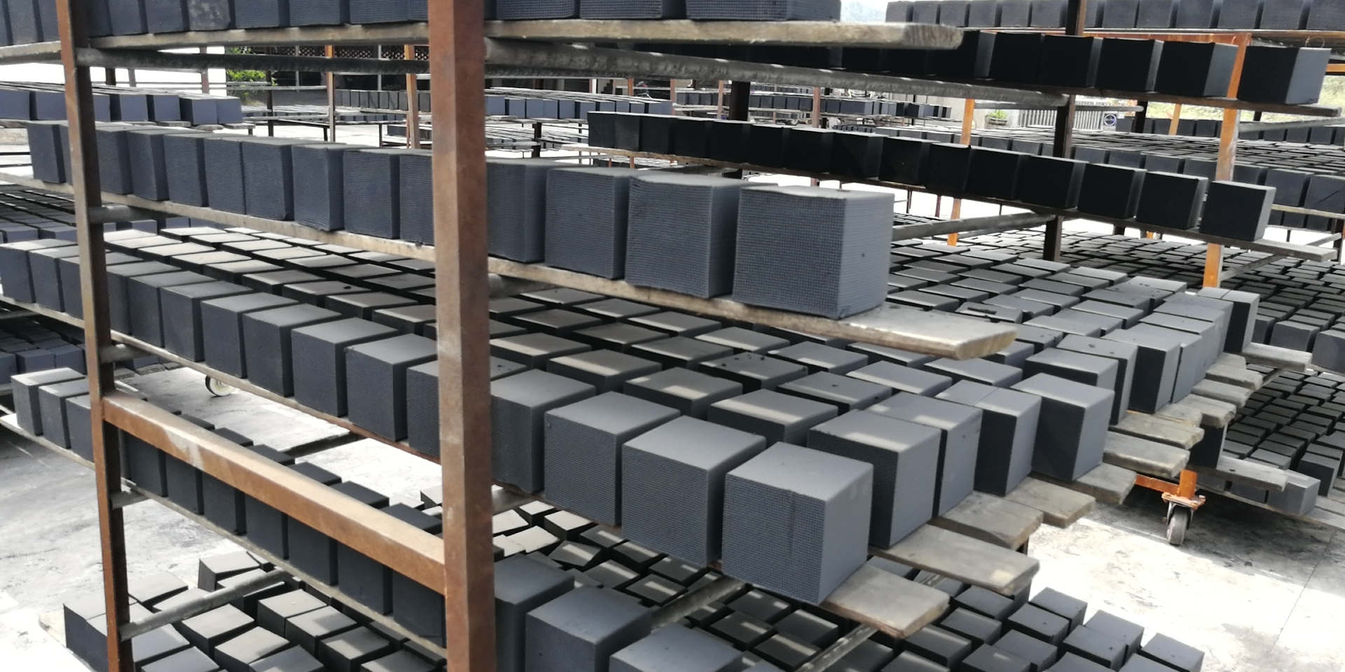 2024年10月6日防水蜂窝活性炭价格行情最新价格查询