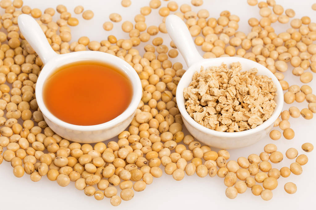 10月11日豆粕期货持仓龙虎榜分析：多方进场情绪强于空方