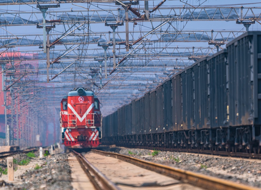 交易所注册铁矿石仓单增加1000手 价差下跌