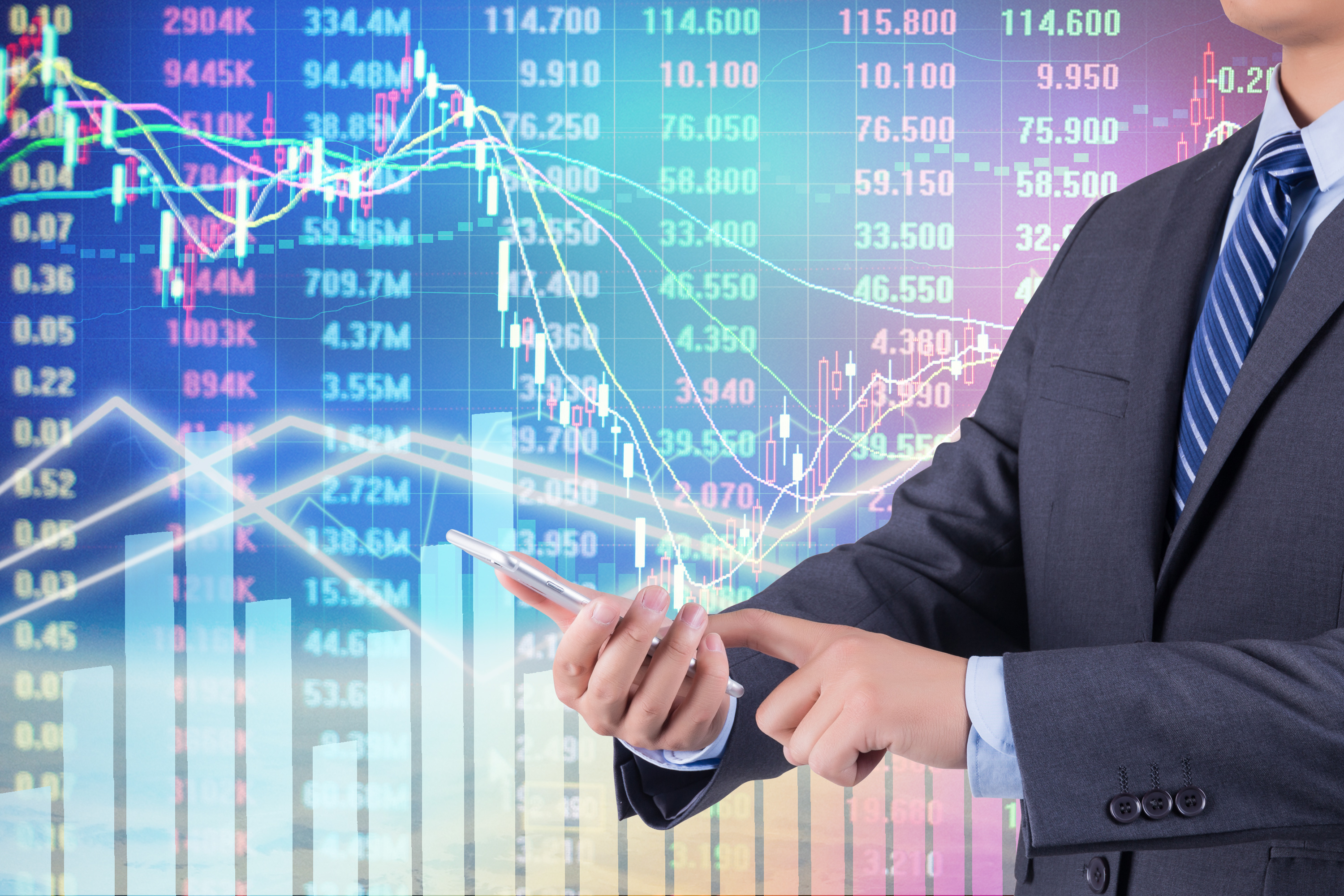 2月18日收盘玉米期货持仓较上日增持330手